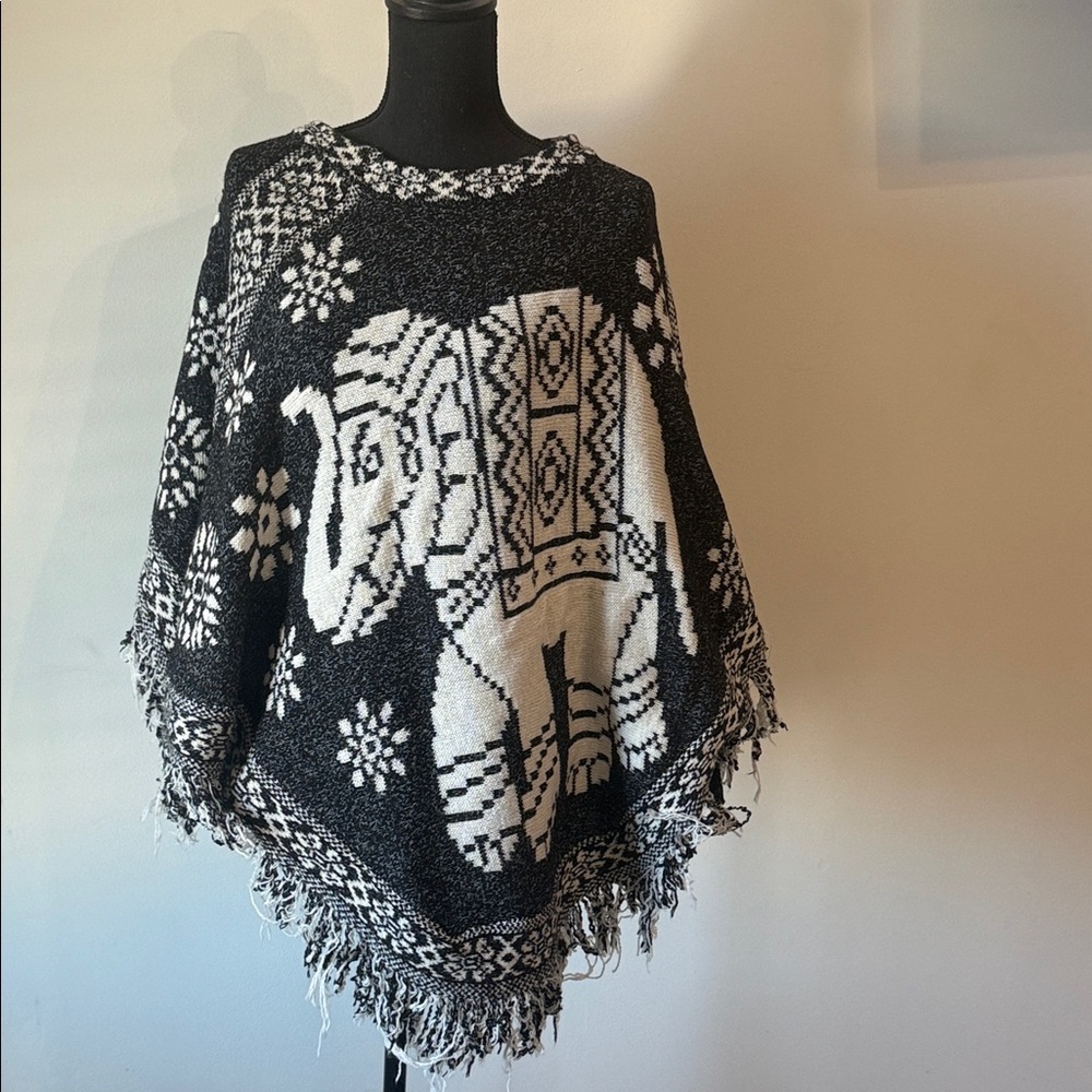 Elephant Design Black and White Poncho